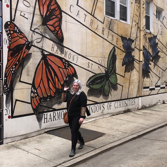 Meet Your Posher @mryseas - Picture 6 of 16